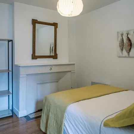 T3 Place De La Cite Hyper Centre, Parking Gratuit, Wifi Rodez
